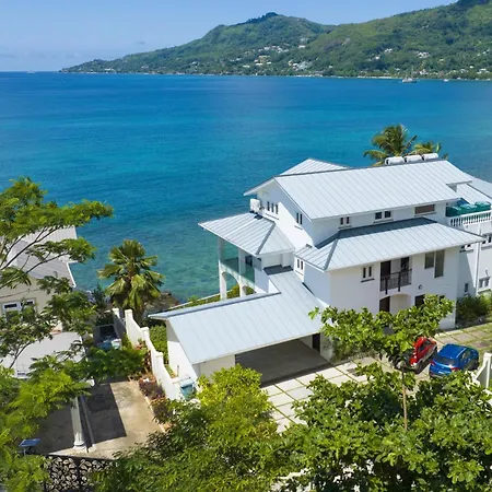 Vallonend Beachfront Villa With Excellent View-3